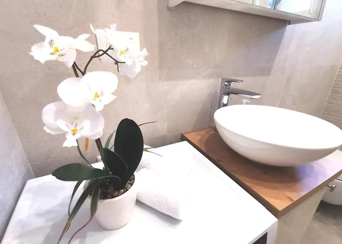 Relax And Enjoy Stobrec Apartament
