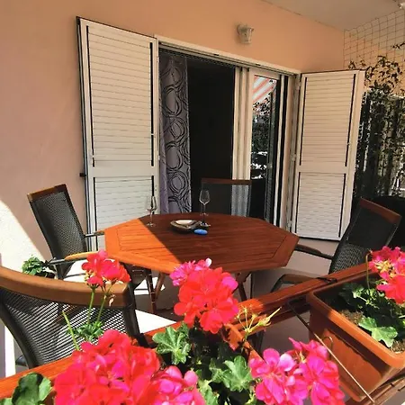 Relax And Enjoy Stobrec *